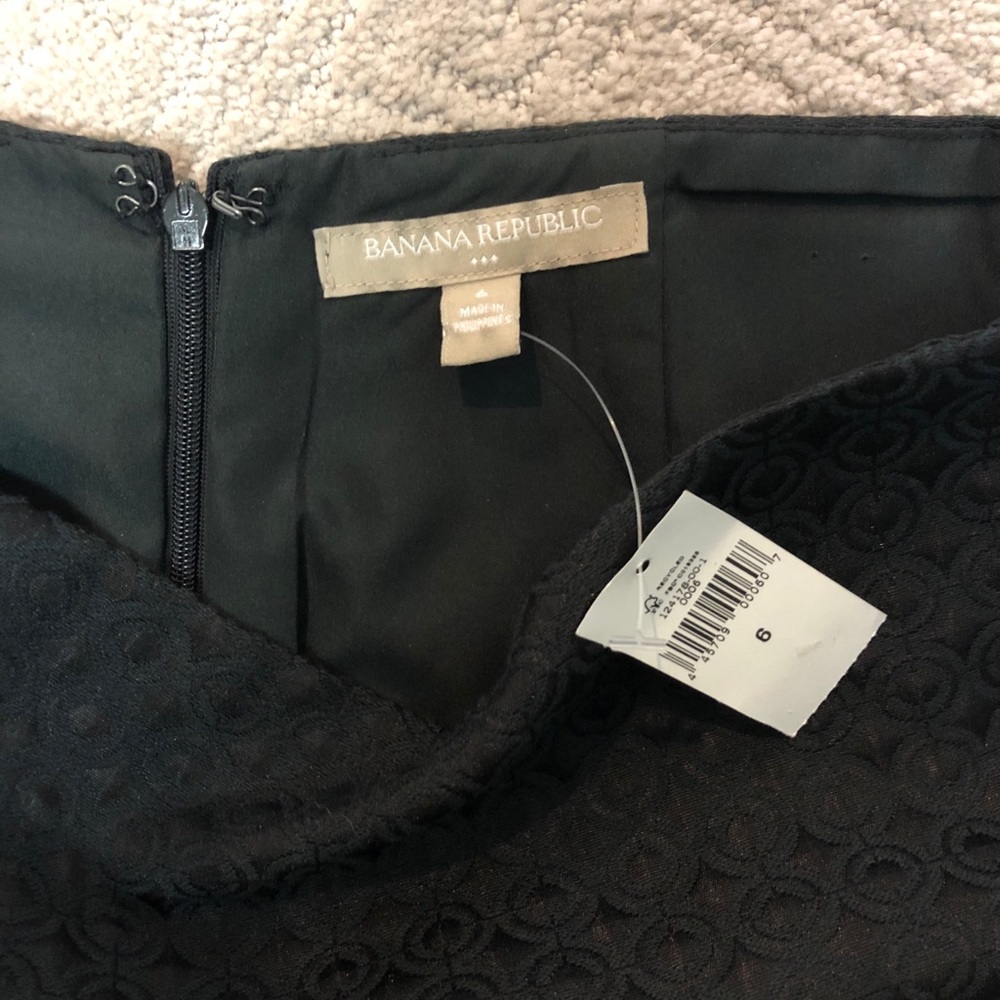 Banana Republic Dress Skirt Black w/ circle detail